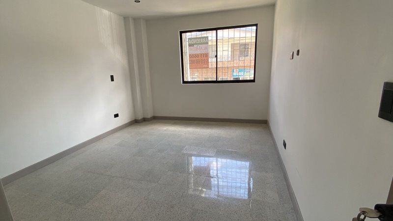 Apartamento disponible para Arriendo en Medellin Laureles Foto numero 1
