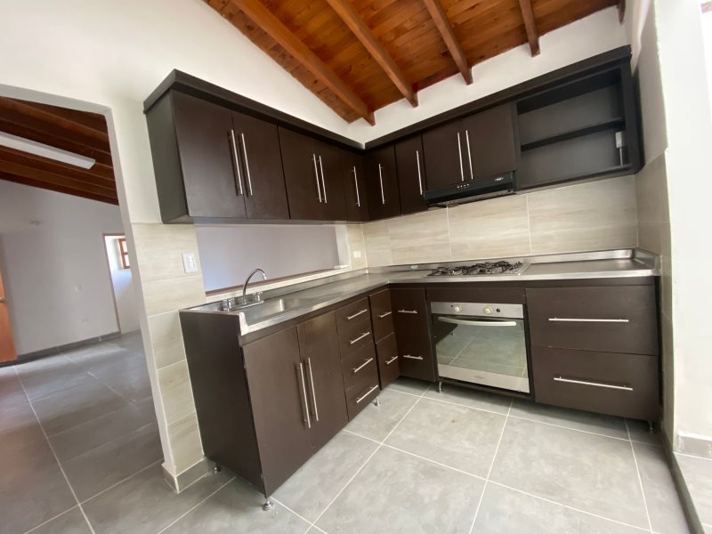 Casa disponible para Arriendo en Medellin San Joaquin Foto numero 1