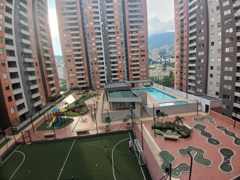 Apartamento disponible para Arriendo en Medellin Los Colores Foto numero 1