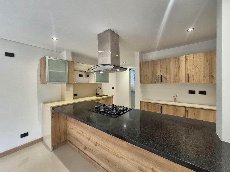 Casa disponible para Arriendo en Envigado Loma Del Atravesado Foto numero 1