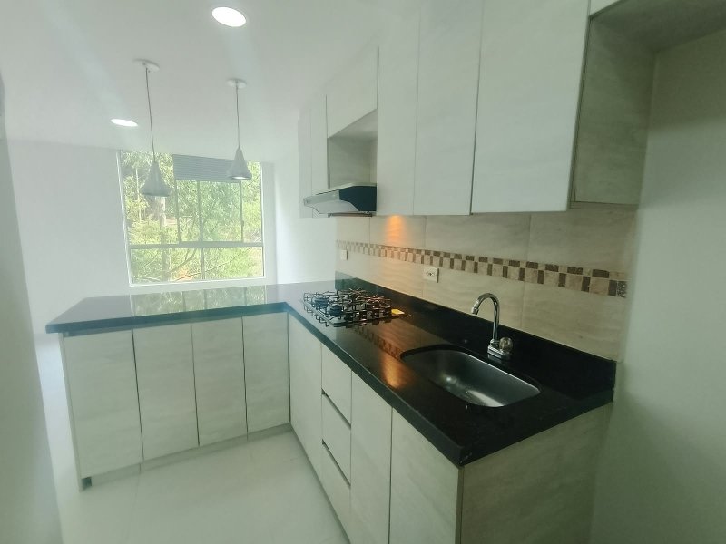 Apartamento disponible para Arriendo en Medellin Buenos Aires Foto numero 1