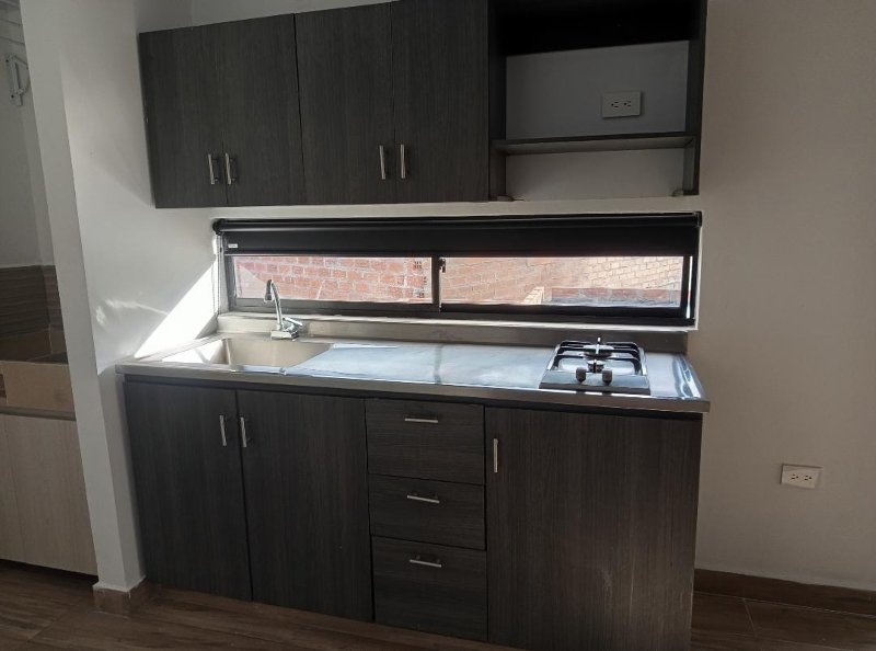 Apartaestudio disponible para Arriendo en Medellin San Javier Foto numero 1
