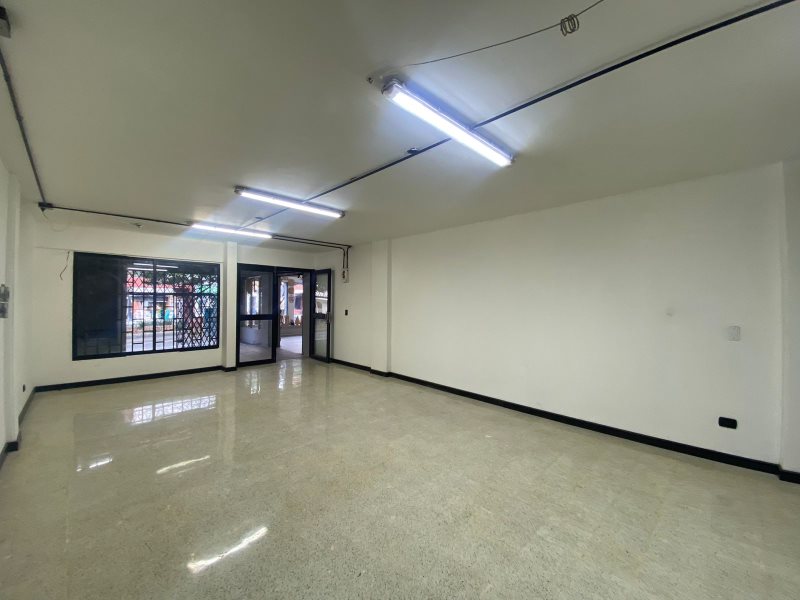 Local disponible para Arriendo en Medellin San Juan Foto numero 1