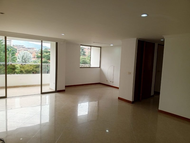 Apartamento disponible para Arriendo en Envigado Envigado Foto numero 1