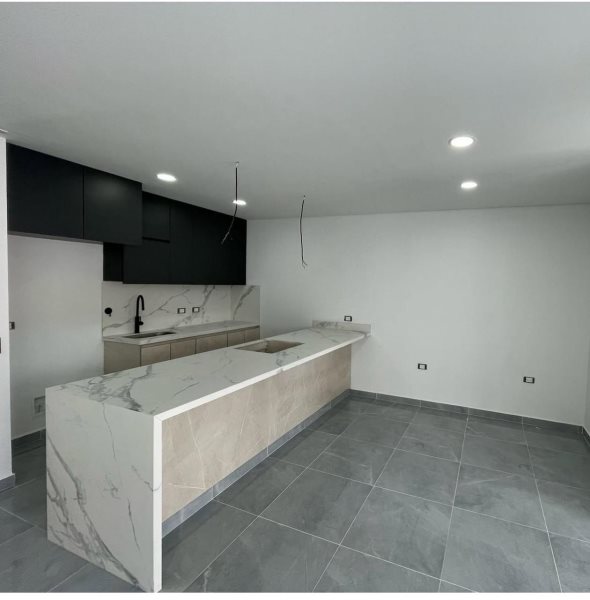 Casa disponible para Venta en Medellin Carmen De Viboral Foto numero 1