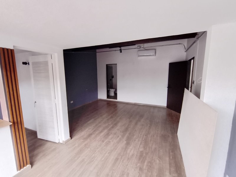 Oficina disponible para Arriendo en Medellin Conquistadores Foto numero 1
