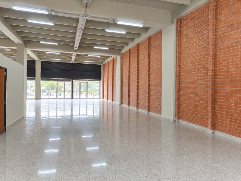 Oficina-Local disponible para Arriendo en Medellin Guayabal Foto numero 1