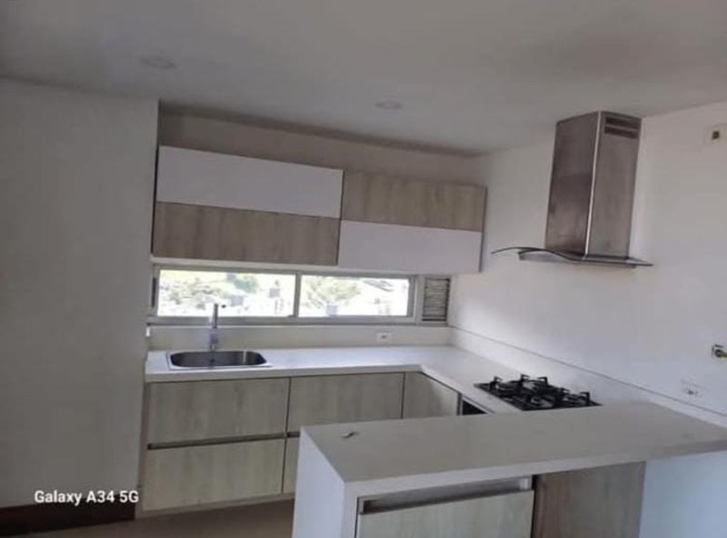 Apartamento disponible para Arriendo en Sabaneta Las Lomitas Foto numero 1