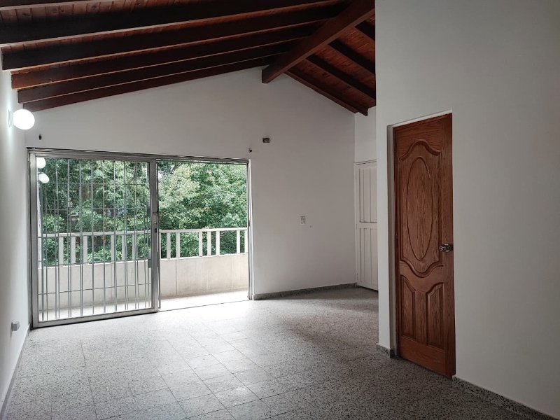 Casa disponible para Venta en Medellin La Floresta Foto numero 1