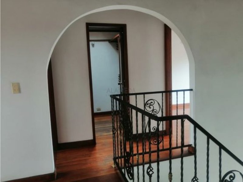 Casa disponible para Venta en Medellin Belen  Rosales Foto numero 1