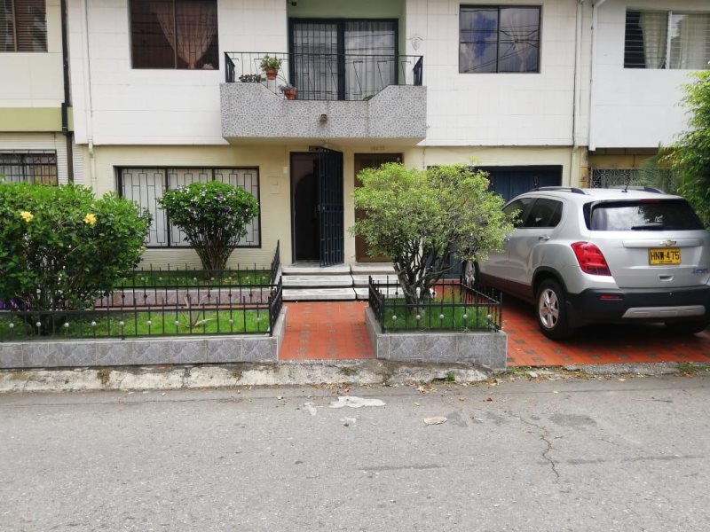 Casa disponible para Arriendo en Medellin Velodromo Foto numero 1