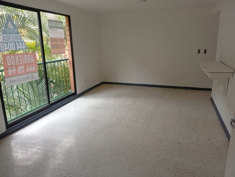 Apartamento disponible para Arriendo en Medellin Almeria Foto numero 1