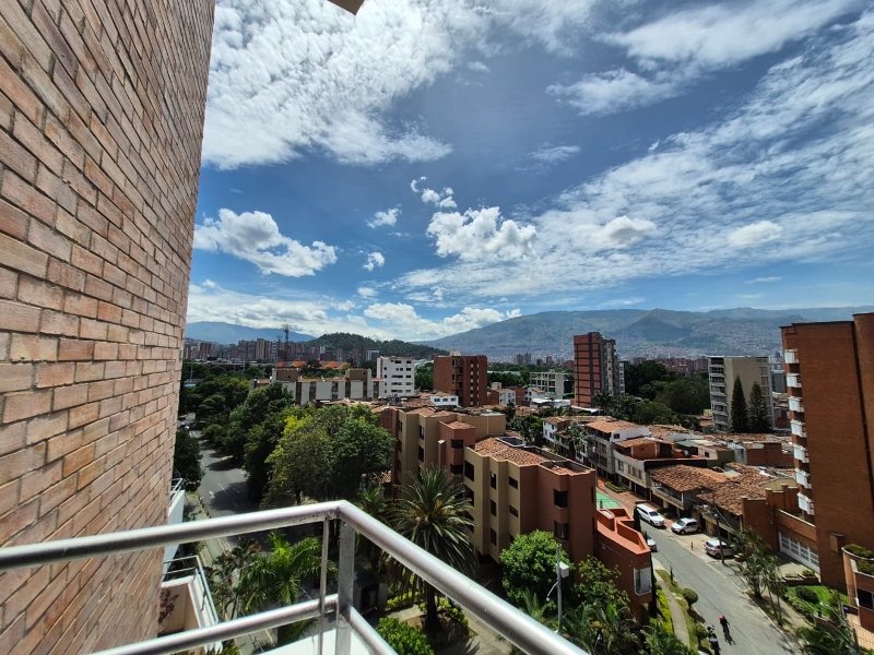 Apartamento disponible para Arriendo en Medellin Laureles Estadio Foto numero 1