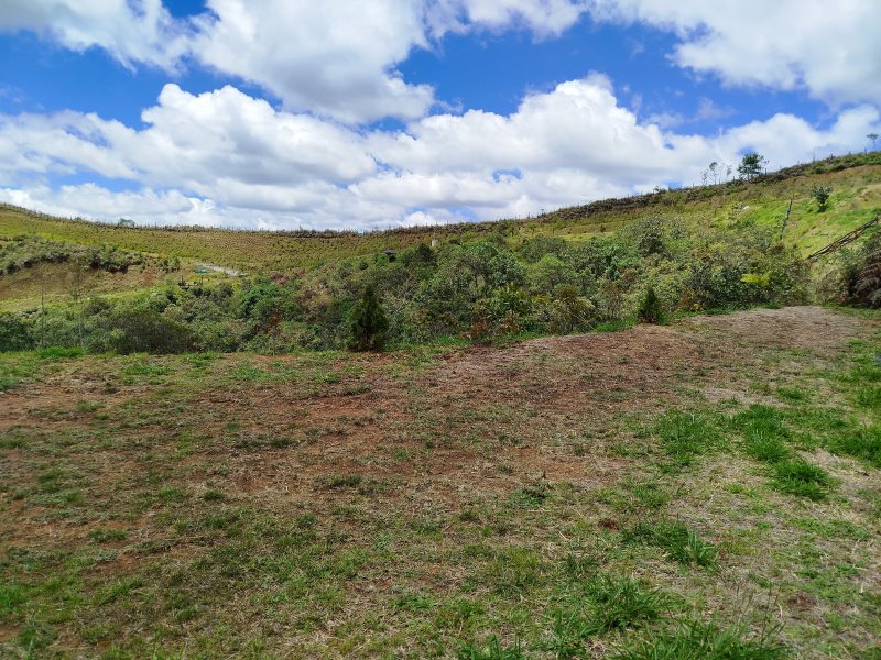 Terreno disponible para Venta en Retiro V. Lejos Del Nido Foto numero 1