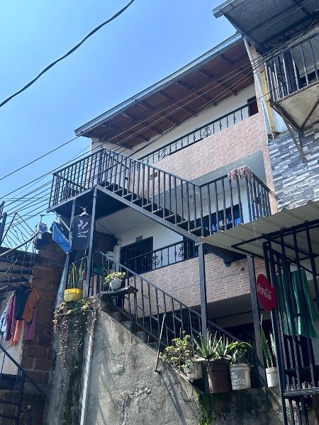 Casa disponible para Venta en Medellin Enciso Foto numero 1