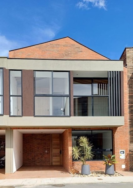 Casa disponible para Venta en La Ceja Sector Payuco Foto numero 1