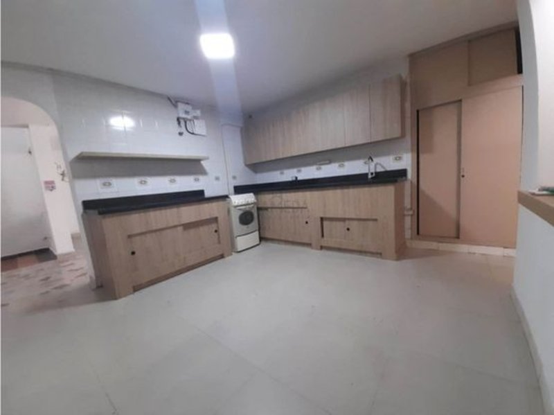 Casa disponible para Venta en Medellin Laureles Foto numero 1