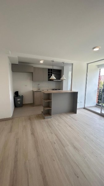 Apartamento disponible para Venta en Rionegro Fontibon Foto numero 1