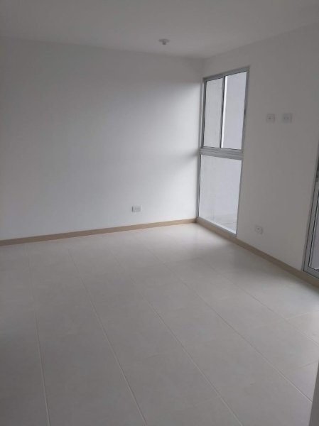 Apartamento disponible para Venta en Rionegro Fontibón Rionegro Foto numero 1