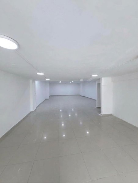 Oficina-Local disponible para Arriendo en Medellin Belen Rosales Foto numero 1