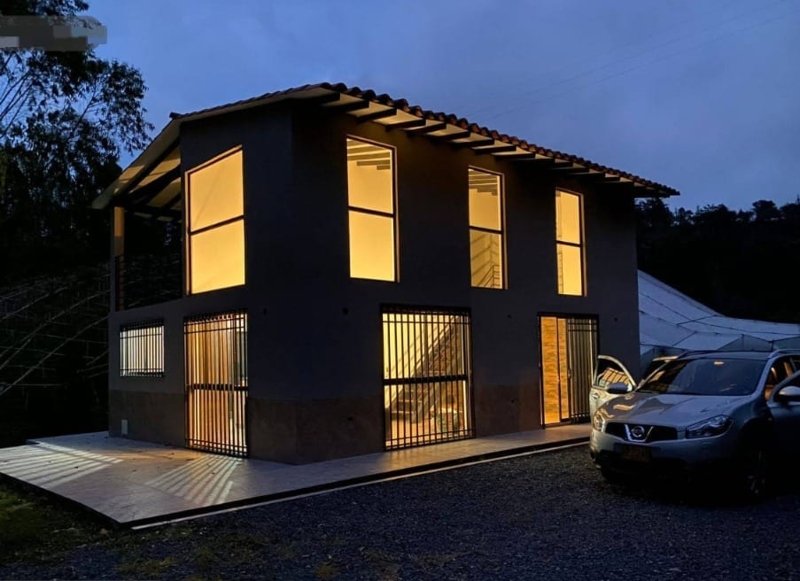 Casa-Finca disponible para Venta en San Vicente Vereda Chaparral Foto numero 1