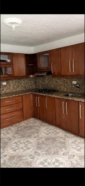 Casa disponible para Arriendo en Medellin Belen Rosales Foto numero 1
