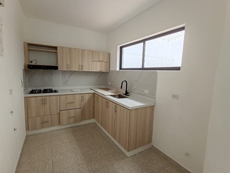Casa disponible para Arriendo en Medellin Belen Foto numero 1