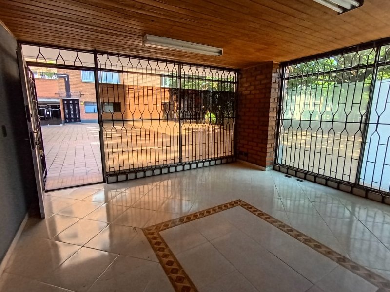 Oficina disponible para Arriendo en Medellin Conquistadores Foto numero 1