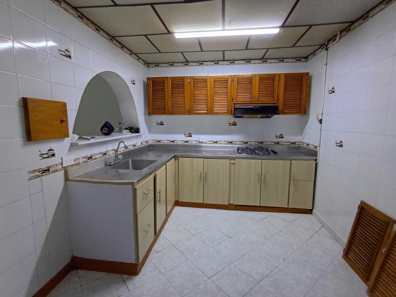 Casa disponible para Arriendo en Medellin Belen Foto numero 1